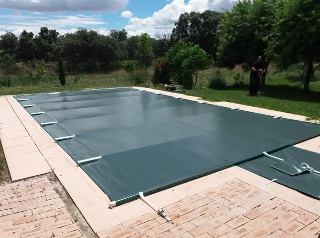 cobertor de barras gris
